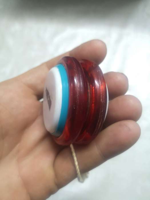 GENUINE VINTAGE RUSSELL COKE YOYO
