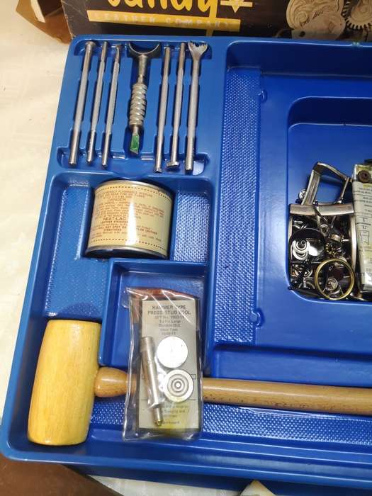 Vintage Tandy Leathercraft Kit - Complete Like New Plus Extras