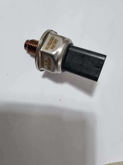 Jaguar Ssangyong Renault Rail Pressure Sensor 55PP03-02  9307Z511A
