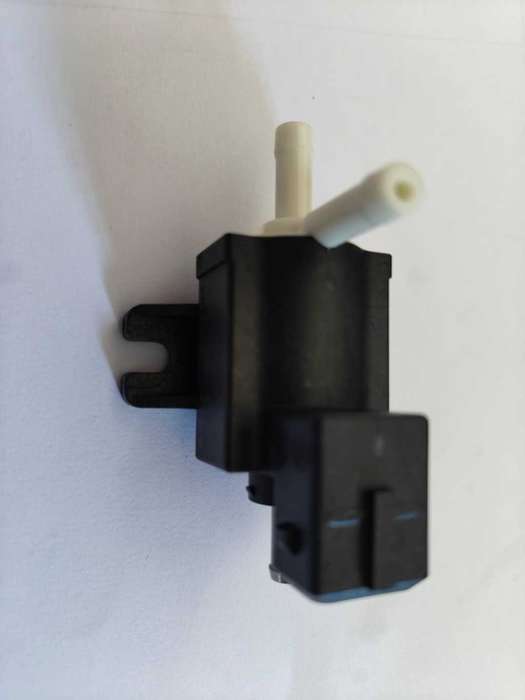 Opel Astra Zafira Turbo Wastegate Solenoid 55352099, 55557806, 5850129