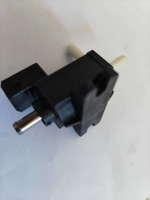 Opel Astra Zafira Turbo Wastegate Solenoid 55352099, 55557806, 5850129