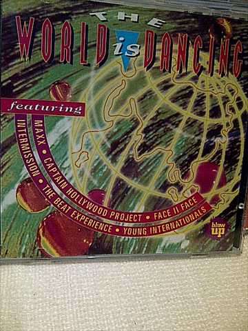 The World is Dancing : Various Artists : CD