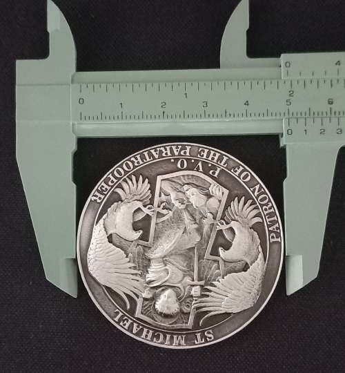 1 Parachute Battalion 60 Years Medallion  Numbered 560   Size: 50mm Diameter      No.12