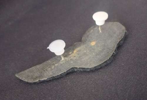 SAAF TOWED TARGET OPERATOR HALF WING   **Two Pins **                     V1