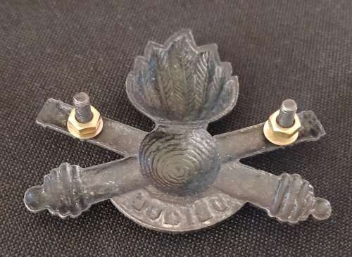 SADF 10 ARTILLERY BRIGADE BERET BADGE                              O27