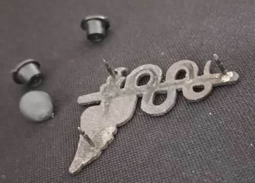 SADF Ops Medics Breast Badge                       F35