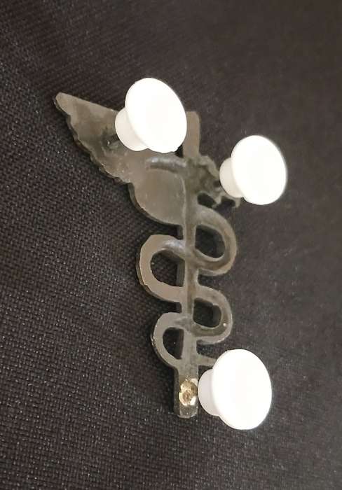SADF Ops Medics Breast Badge        F45