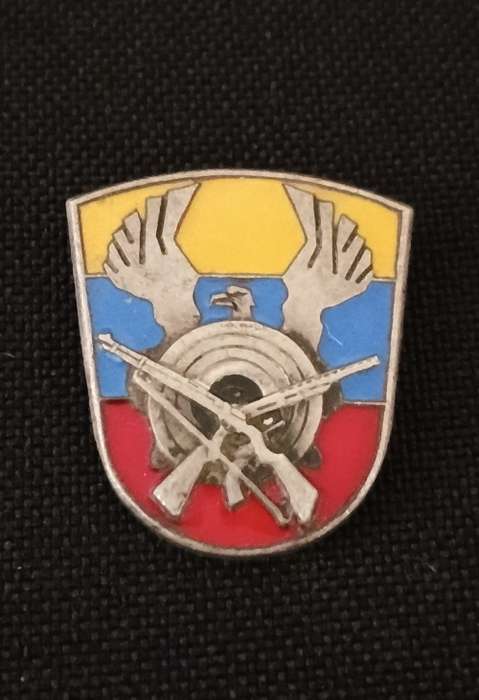 36TH World Shooting Championships Enamel Badge  ( Note NO Pin )   By HUGUENIN               M41