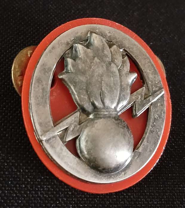 SANDF Engineer Demolitions 1 Qualification Badge            F224
