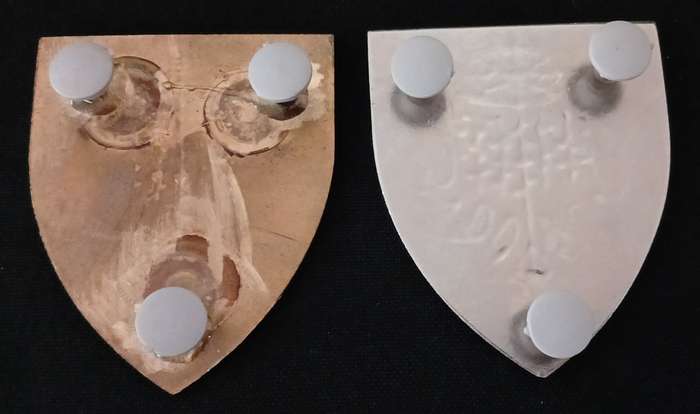 SADF RUSTENBURG COMMANDO SHOULDER FLASHES  ( Note 3 Pins Repaired )              H93