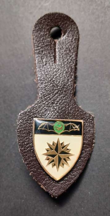 SADF ---- 2 Recce Regiment Fob Badge        ` SCARCE `                   F249