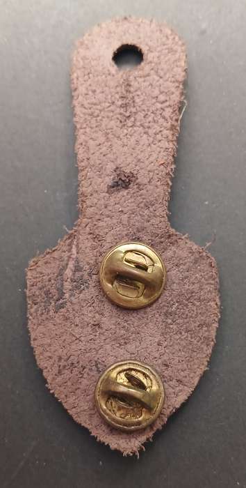 1 Reconnaissance Regiment(1 Recce) affiliation Fob badge                  F251