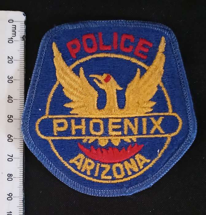 Phoenix Police (Arizona) Shoulder Patch - from the 1970`s                 V7