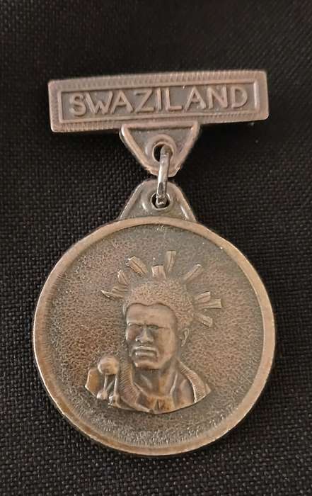 SWAZILAND CORONATION 25.4.86 BAYETHE  MEDAL             V24