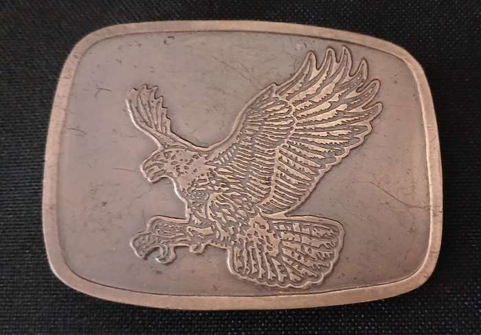 BELT BUCKLE WITH EAGEL                           V31