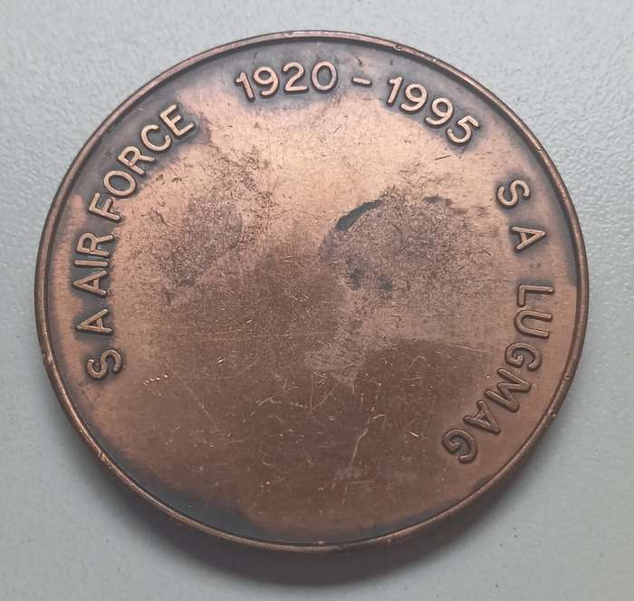 SAAF  -  SALM   SA AIR FORCE 1920 - 1995 SA LUGMAG Medallion           Size: 51mm             V49