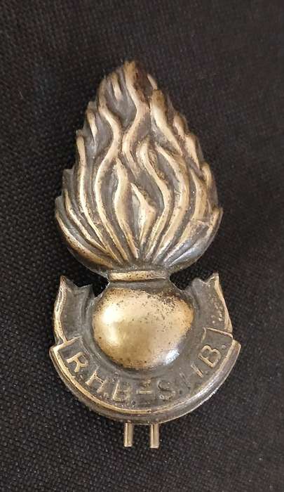 WW2   SA. RAILWAYS AND HARBOURS BRIGADE COLLAR BADGE                             V88