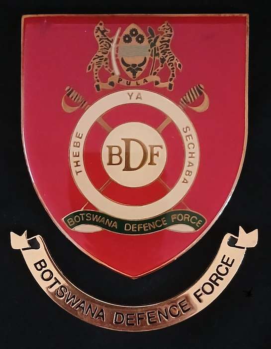BOTSWANA DEFENCE FORCE PLAQUE BADGE   ( NOTE No Pins )                V114