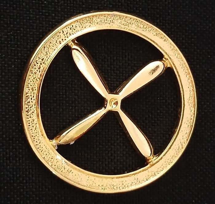 ROYAL AIR FORCE APPRENTICE PROPELLER SLEEVE / ARM BADGE ( Sewn On Badge )  C8