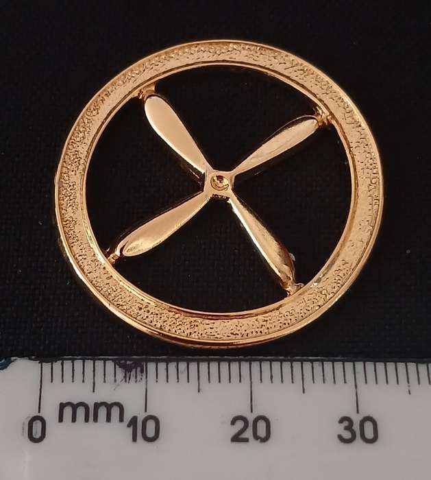 ROYAL AIR FORCE APPRENTICE PROPELLER SLEEVE / ARM BADGE ( Sewn On Badge )  C8