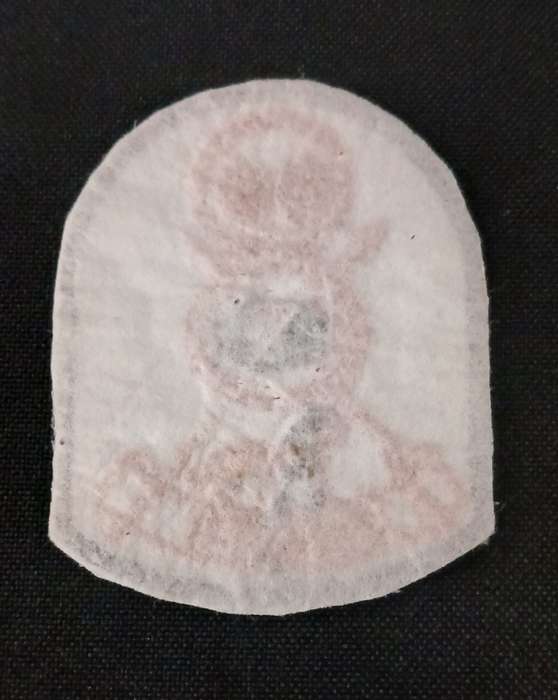 SWAZILAND ARMY BERET BADGE ( UMBUTFO )                 C50