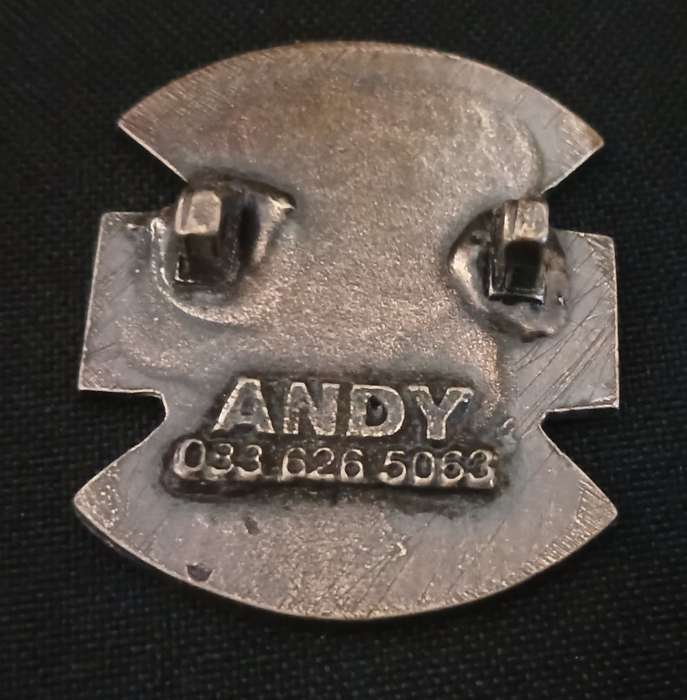 ANGOLA WAR VETERAN BROTHERHOOD BADGE                     C82
