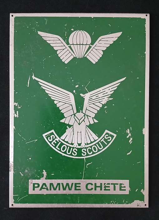SELOUS SCOUTS METAL / ENAMEL PLAQUE          No.3