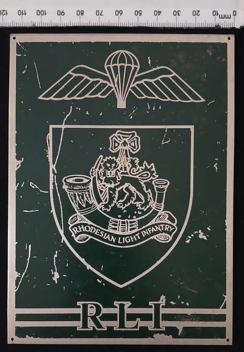 RLI ( RHODESIA LIGHT INFANTRY ) METAL / ENAMEL PLAQUE                     No.4