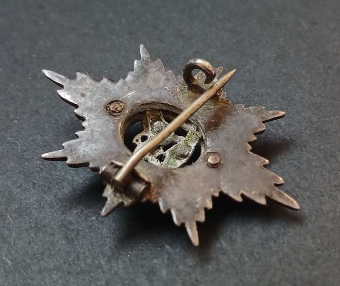 WW2  WORCESTERSHIRE REGIMENT SWEETHEART BADGE                    R55