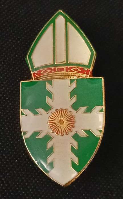 ANGLICAN CHURCH PIN BADGE           R96
