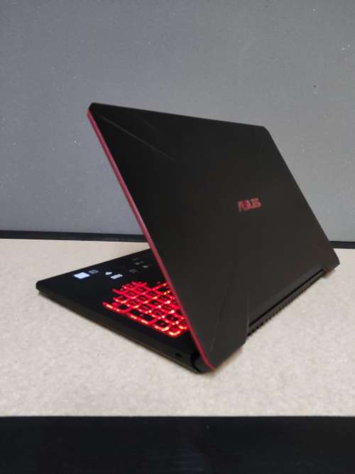 Asus TUF Gaming Laptop**6 Core i7**4GB Nvidia GTX1050ti Graphics**16GB Ram**