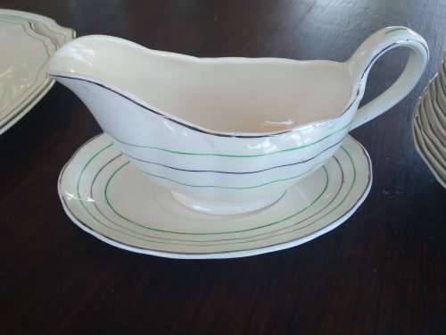 Grindley Cream Petal Gravy Boat