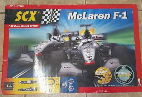 SCX 1/32 Scale McLaren F1 Car Set