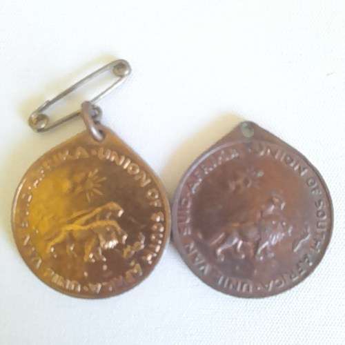 Vintage Kroning Coronation Medal x 2