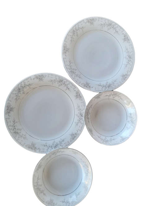 Pagoda 4 Piece Lot