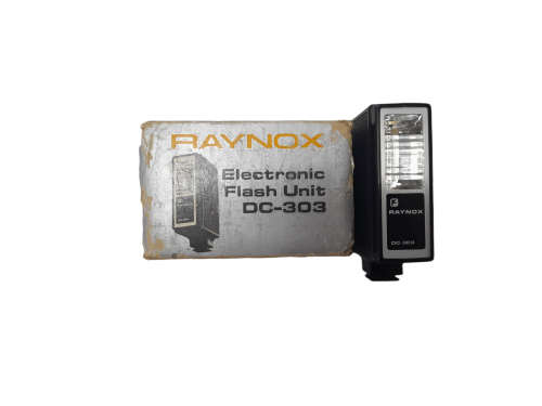 Raynox Electric Flash Unit DC-303  