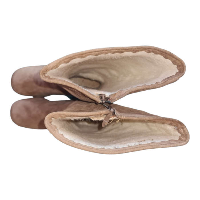 Radoskor Boots