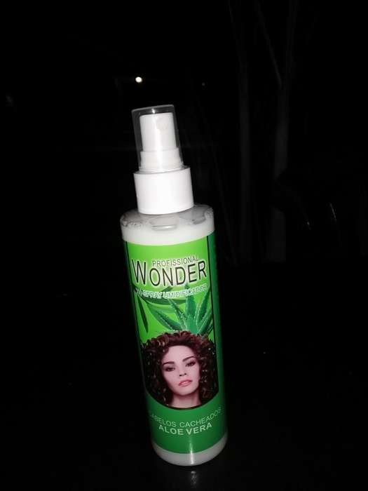 Wonder Professional hair products kit Aloe Vera Shampoo,Conditioner,hair mask,daily cream,hair spray
