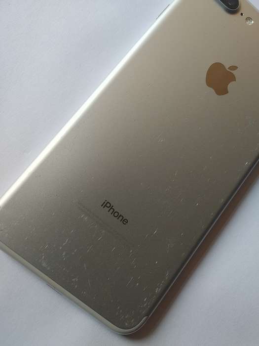 iPhone 7 Plus - Silver - 32GB - Good Condition
