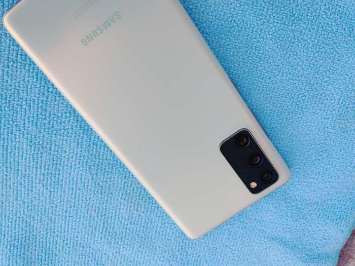 Samsung Galaxy - S20FE - 5G - 128GB - All Networks - Black - MINT CONDITION