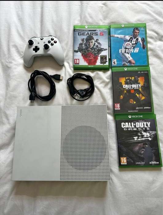 Xbox One S 1tb In Box Controller and Game