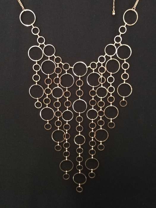 Ladies Jewelry - LOVISA glamorous long necklace in gold tones