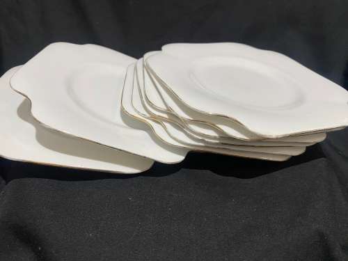 Cake/side plates Grafton each