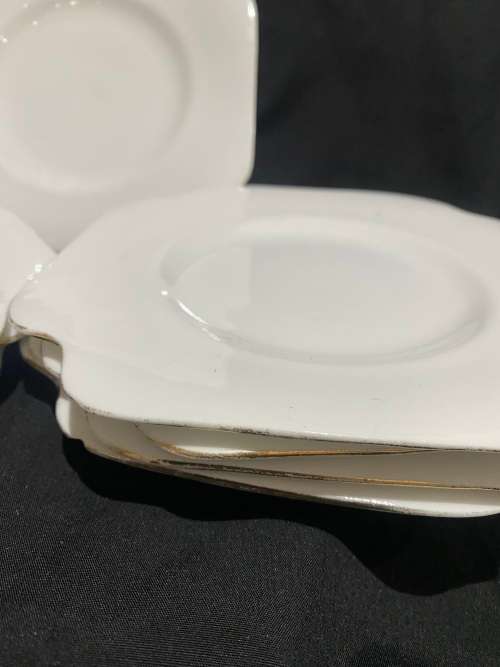 Cake/side plates Grafton each