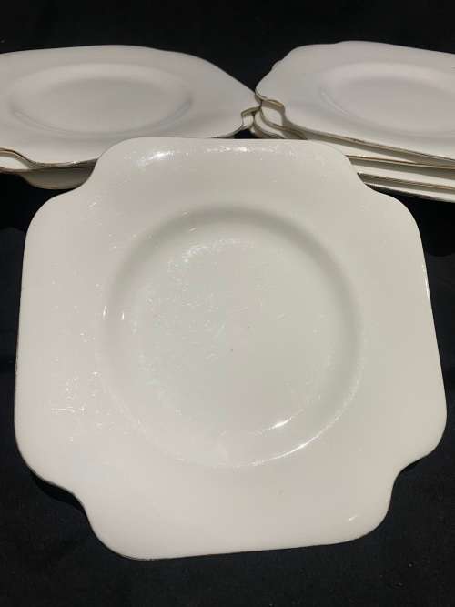 Cake/side plates Grafton each