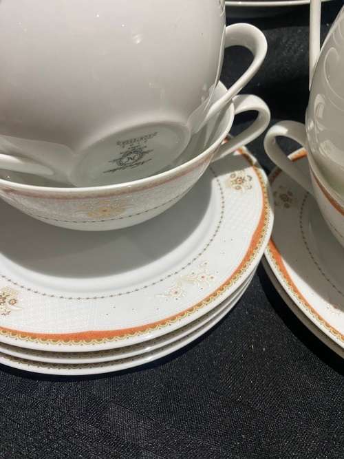 Soup coupes Noritake Contessa