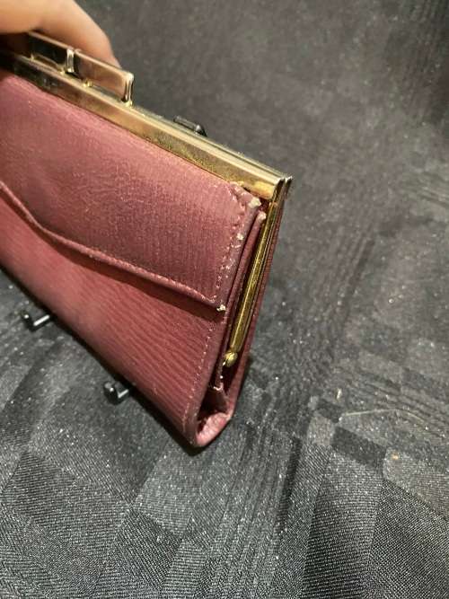 Purse/wallet leather vintage