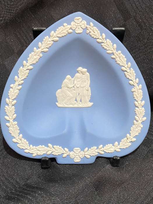 Plate display Wedgwood(K)