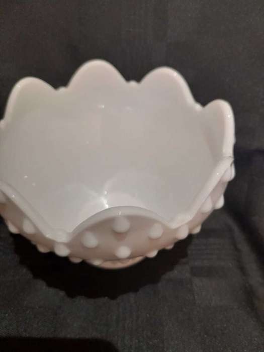 Creamer sugar basin milk glass set