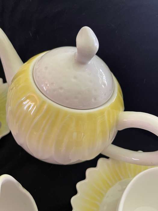Duos teapot contemporary